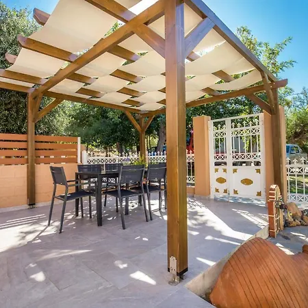 Tatil Evi Pines